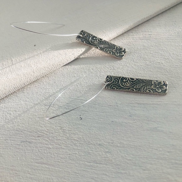 COPY - Sterling Silver handcrafted floral Earrings - Picture 7 of 11